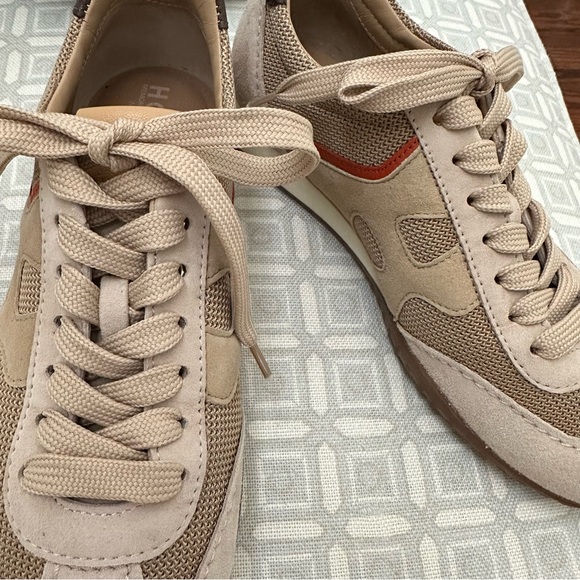 Hogan Sneakers - Picture 3 of 10